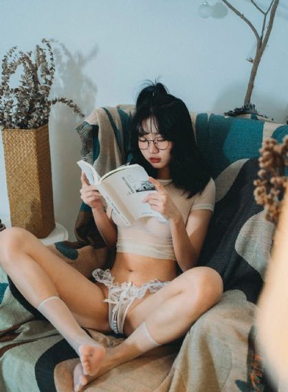 四虎永久在线精品免费_720迅雷电影在线